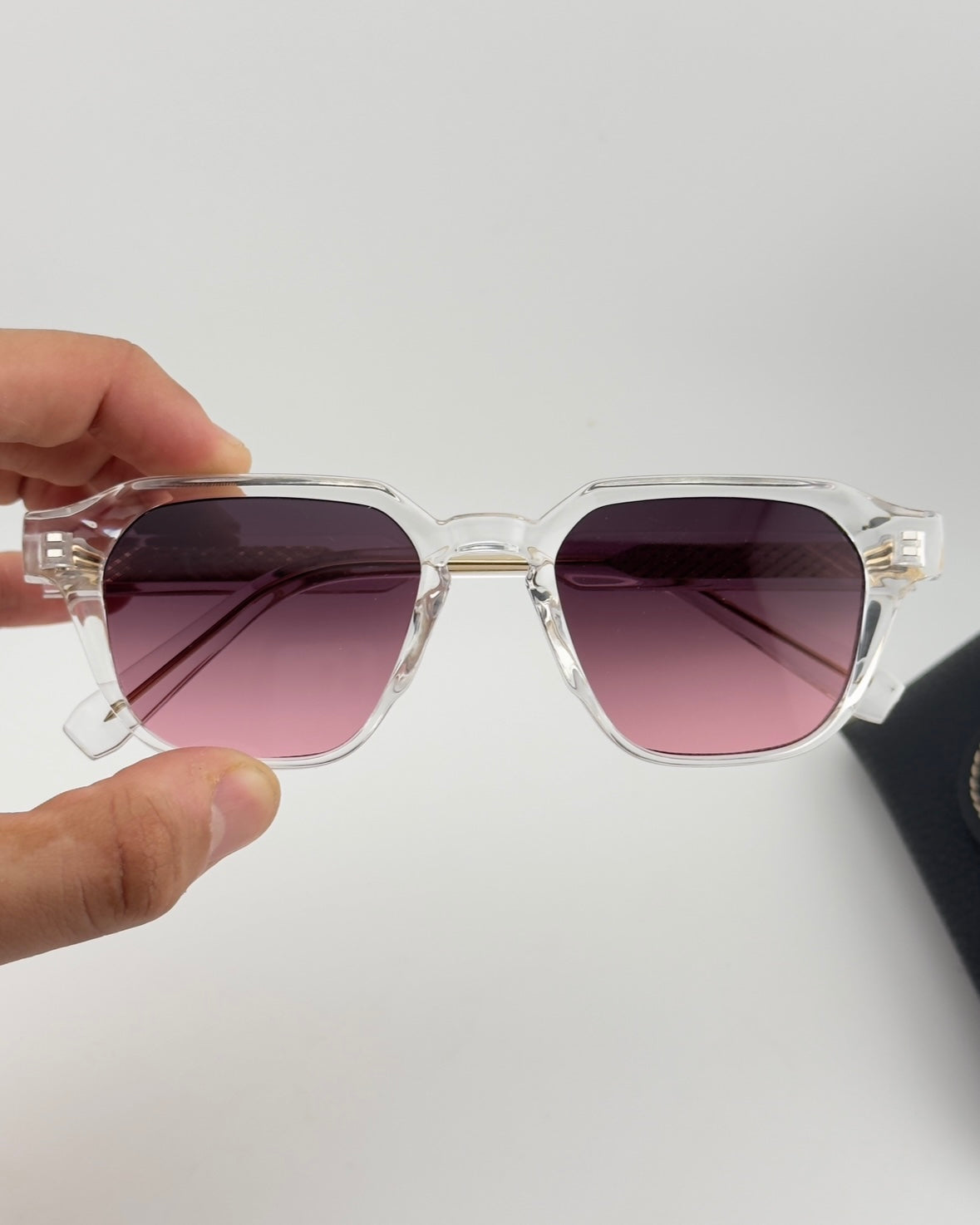 Golden Drift - Coral